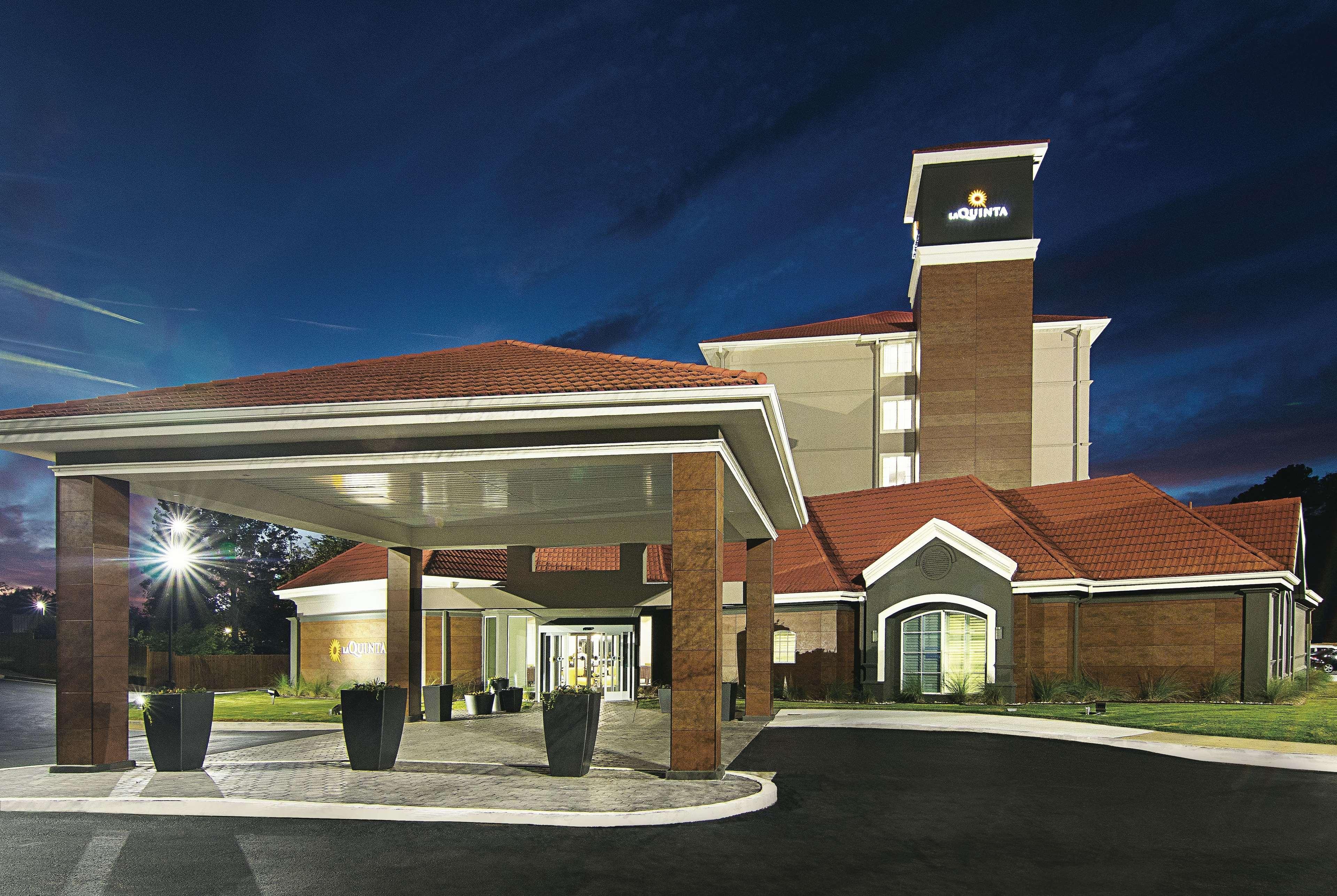 Hotel La Quinta By Wyndham Atlanta Conyers Exterior foto